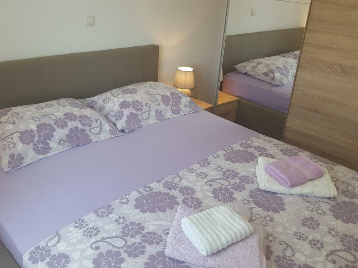 Apartmani Slavica Раб Екстер'єр фото