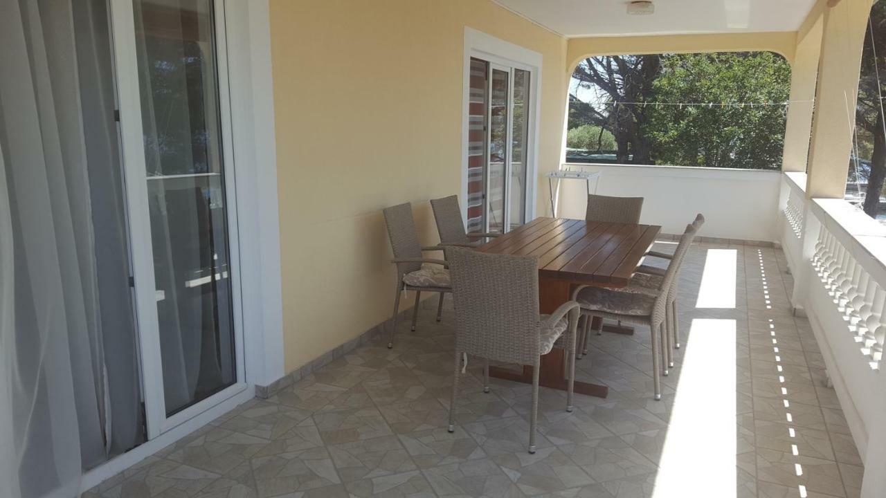Apartmani Slavica Раб Екстер'єр фото