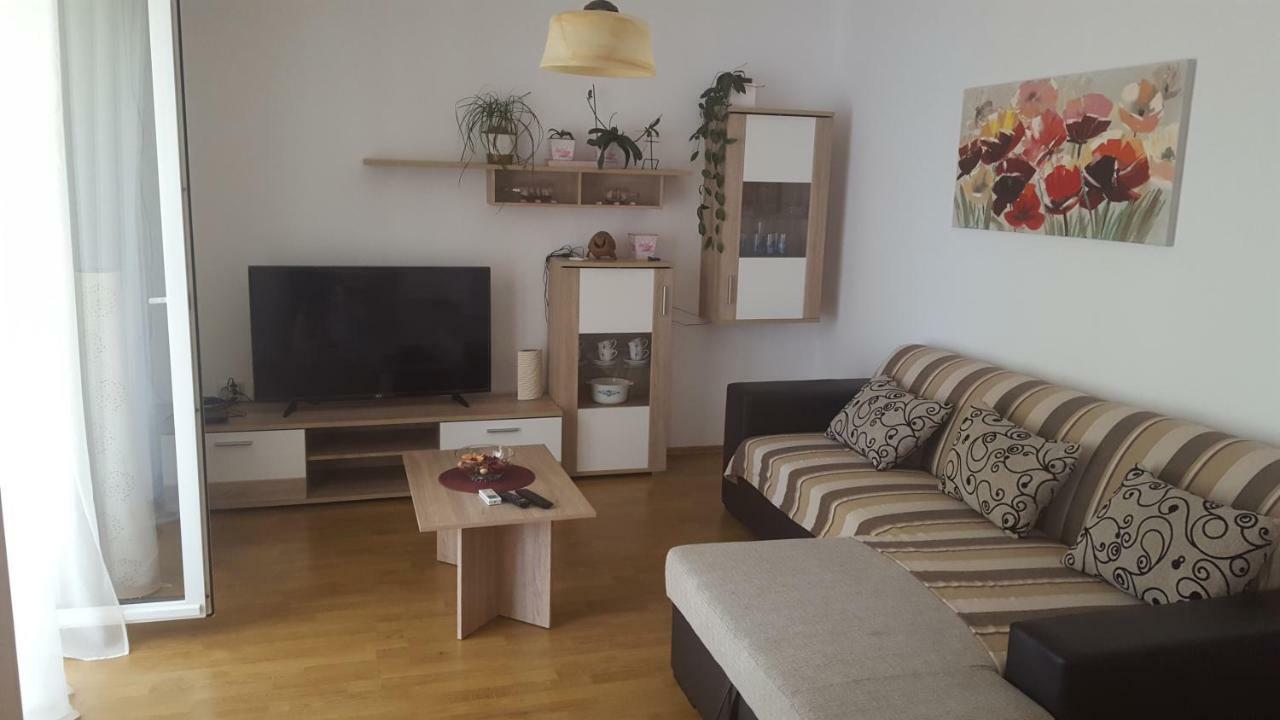 Apartmani Slavica Раб Екстер'єр фото